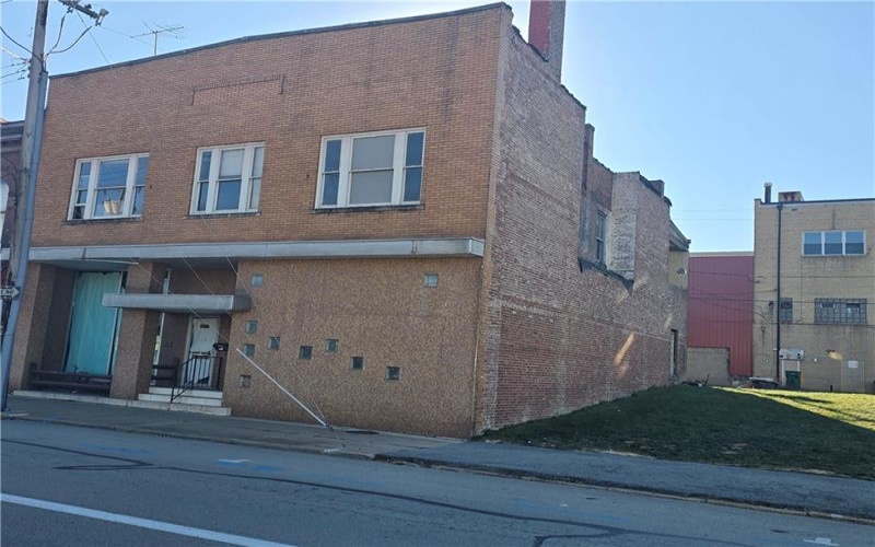 323 Mckean Avenue, Charleroi, 15022, ,Commercial-industrial-business,For Sale,Mckean Avenue,1683256