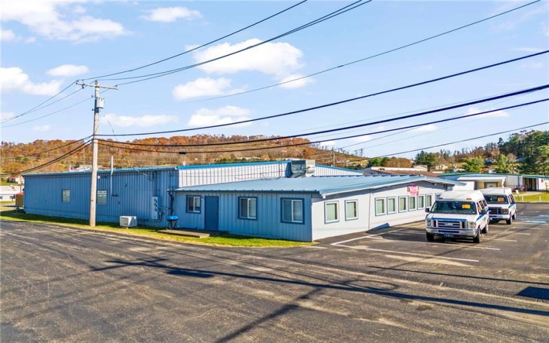 590 Rolling Meadows Road, Waynesburg, 15370, ,Commercial-industrial-business,For Sale,Rolling Meadows Road,1683304