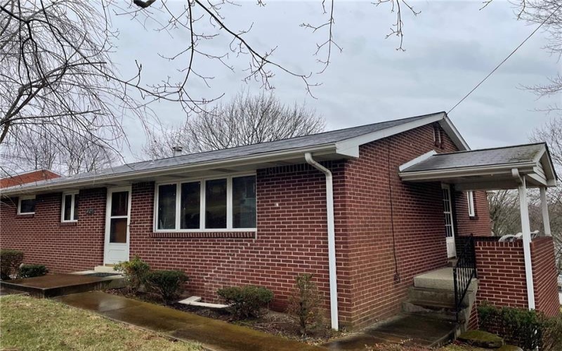 6121 Old William Penn Hwy, Export, 15632, 3 Bedrooms Bedrooms, ,1.1 BathroomsBathrooms,Lease,For Sale,Old William Penn Hwy,1683283