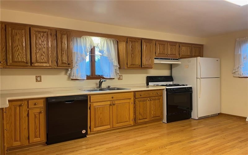 6121 Old William Penn Hwy, Export, 15632, 3 Bedrooms Bedrooms, ,1.1 BathroomsBathrooms,Lease,For Sale,Old William Penn Hwy,1683283