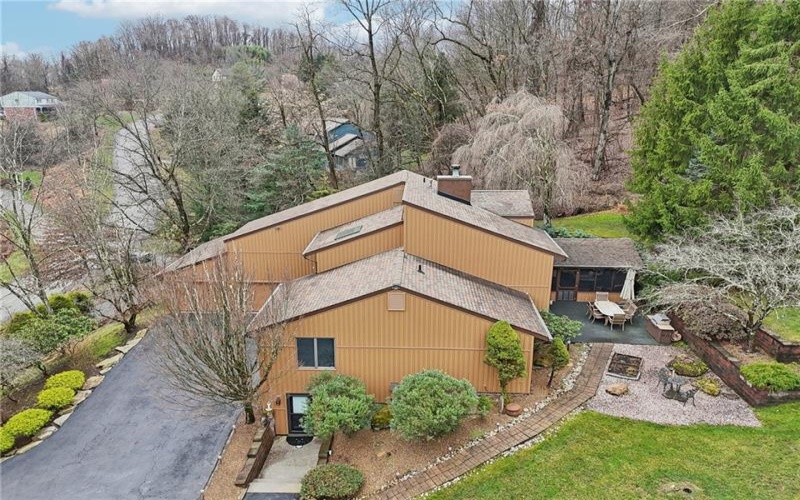 3928 Laurel Oak Circle, Murrysville, 15668, 4 Bedrooms Bedrooms, 10 Rooms Rooms,3 BathroomsBathrooms,Residential,For Sale,Laurel Oak Circle,1683331