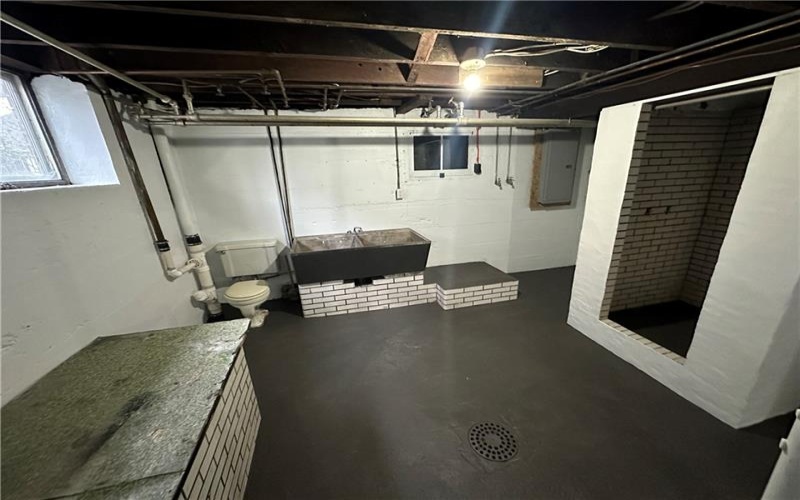 809 Arthur Avenue, Scottdale, 15683, 3 Bedrooms Bedrooms, ,1 BathroomBathrooms,Residential,For Sale,Arthur Avenue,1683162