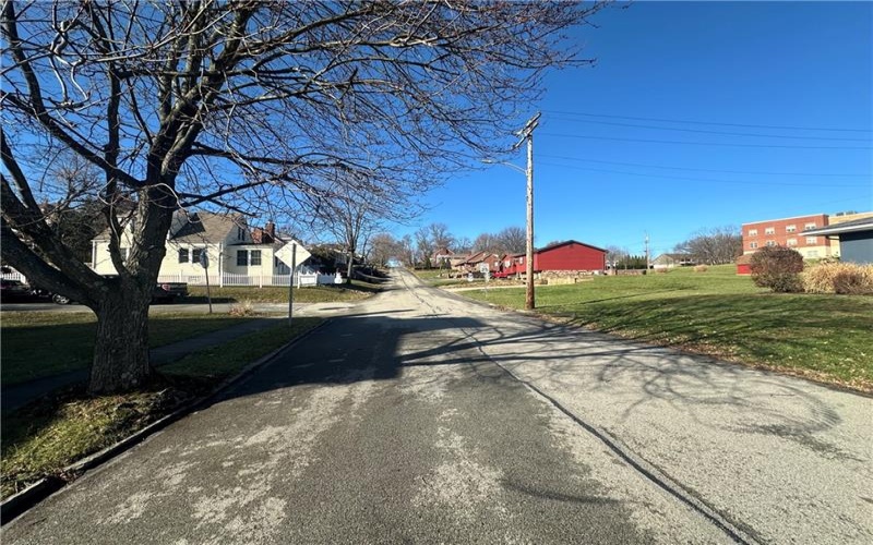 809 Arthur Avenue, Scottdale, 15683, 3 Bedrooms Bedrooms, ,1 BathroomBathrooms,Residential,For Sale,Arthur Avenue,1683162