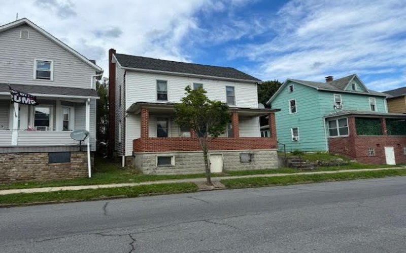 711 Graham Ave, Windber, 15963, 3 Bedrooms Bedrooms, 6 Rooms Rooms,1 BathroomBathrooms,Residential,For Sale,Graham Ave,1683418