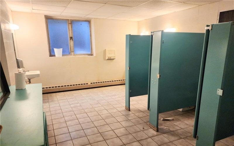 615 Beau St, Washington, 15301, ,Commercial-industrial-business,For Sale,Beau St,1683470