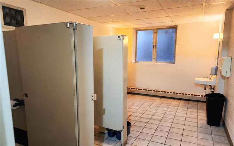 615 Beau St, Washington, 15301, ,Commercial-industrial-business,For Sale,Beau St,1683470