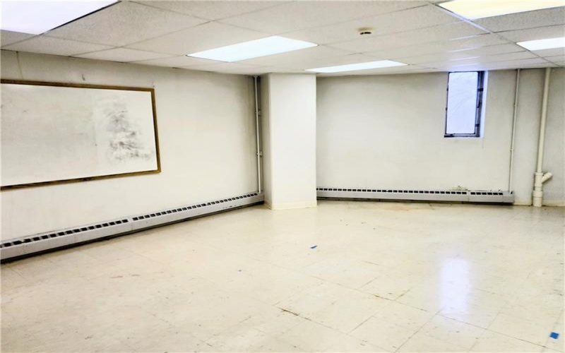 615 Beau St, Washington, 15301, ,Commercial-industrial-business,For Sale,Beau St,1683470