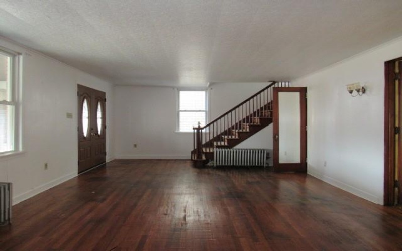 115 6th Avenue, Brownsville, 15417, 4 Bedrooms Bedrooms, 8 Rooms Rooms,1.1 BathroomsBathrooms,Residential,For Sale,6th Avenue,1683486