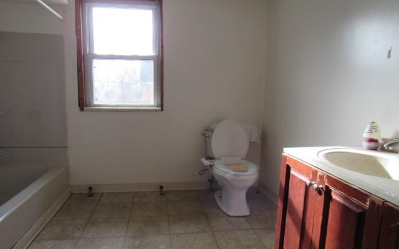 115 6th Avenue, Brownsville, 15417, 4 Bedrooms Bedrooms, 8 Rooms Rooms,1.1 BathroomsBathrooms,Residential,For Sale,6th Avenue,1683486