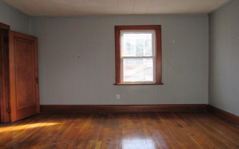115 6th Avenue, Brownsville, 15417, 4 Bedrooms Bedrooms, 8 Rooms Rooms,1.1 BathroomsBathrooms,Residential,For Sale,6th Avenue,1683486