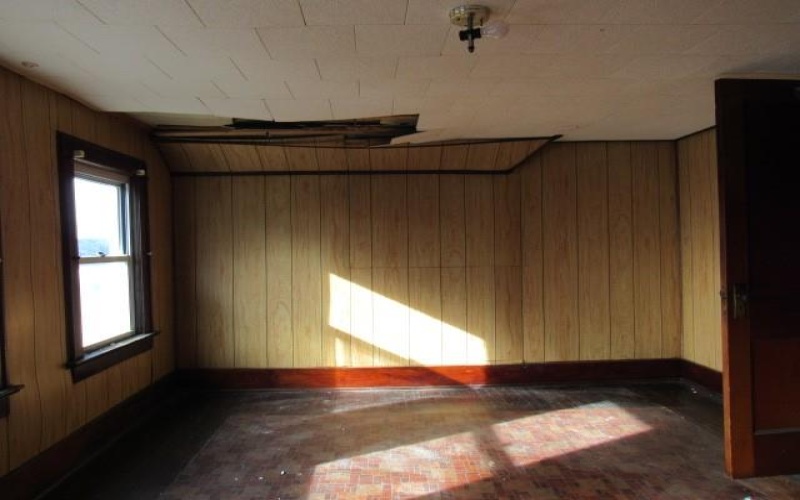115 6th Avenue, Brownsville, 15417, 4 Bedrooms Bedrooms, 8 Rooms Rooms,1.1 BathroomsBathrooms,Residential,For Sale,6th Avenue,1683486
