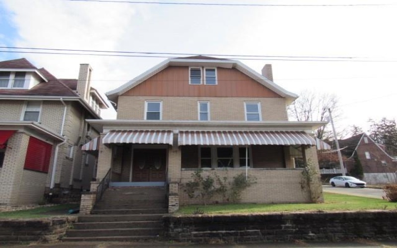 115 6th Avenue, Brownsville, 15417, 4 Bedrooms Bedrooms, 8 Rooms Rooms,1.1 BathroomsBathrooms,Residential,For Sale,6th Avenue,1683486