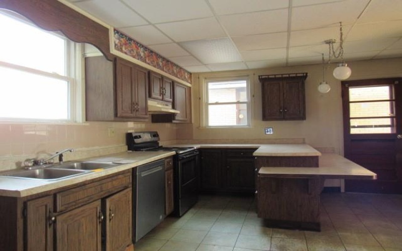 115 6th Avenue, Brownsville, 15417, 4 Bedrooms Bedrooms, 8 Rooms Rooms,1.1 BathroomsBathrooms,Residential,For Sale,6th Avenue,1683486