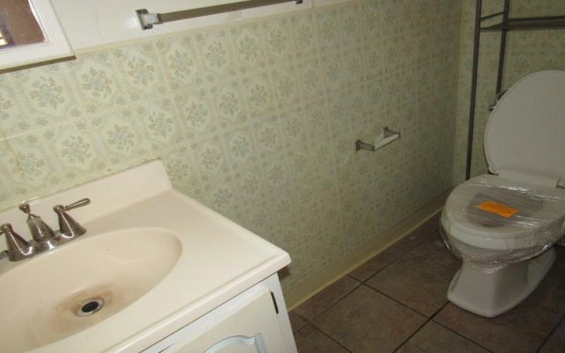 115 6th Avenue, Brownsville, 15417, 4 Bedrooms Bedrooms, 8 Rooms Rooms,1.1 BathroomsBathrooms,Residential,For Sale,6th Avenue,1683486