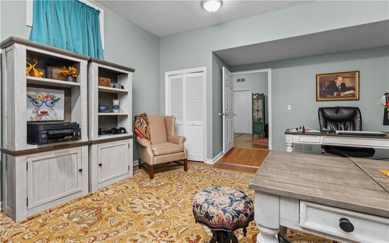 206 Alexander Ave., Strabane, 15363, 7 Rooms Rooms,1.1 BathroomsBathrooms,Residential,For Sale,Alexander Ave.,1683541