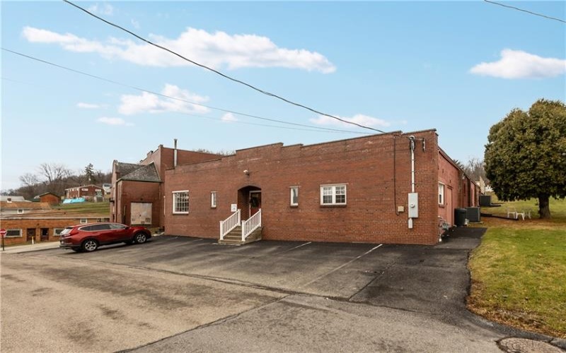 206 Alexander Ave., Strabane, 15363, 7 Rooms Rooms,1.1 BathroomsBathrooms,Residential,For Sale,Alexander Ave.,1683541
