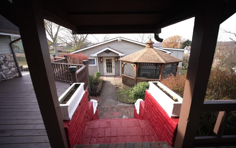 24 Stracke Ave, Monessen, 15062, 2 Bedrooms Bedrooms, ,2.1 BathroomsBathrooms,Residential,For Sale,Stracke Ave,1683617