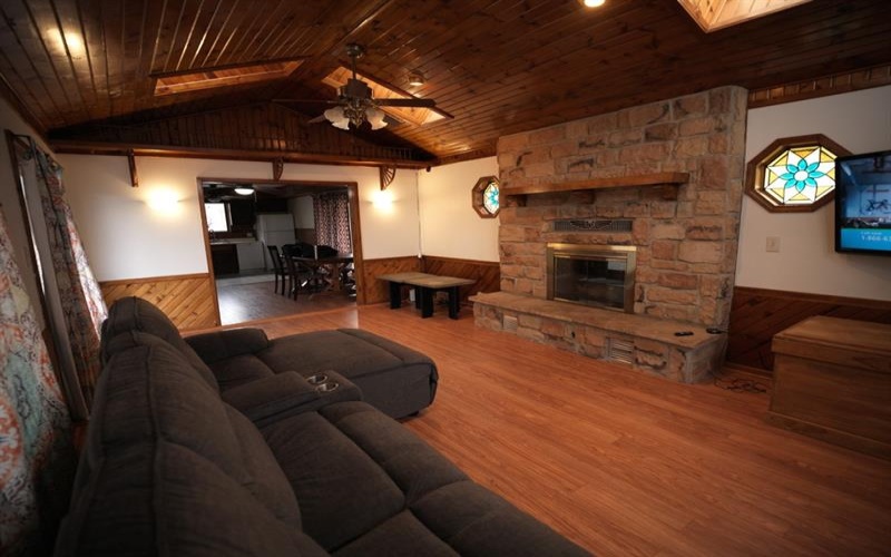 24 Stracke Ave, Monessen, 15062, 2 Bedrooms Bedrooms, ,2.1 BathroomsBathrooms,Residential,For Sale,Stracke Ave,1683617
