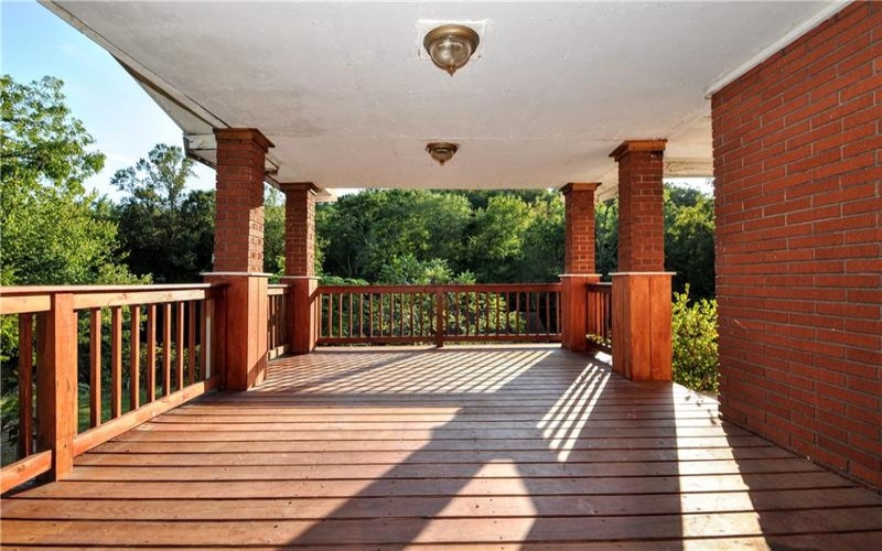 249 Spring Valley Rd, Jeannette, 15644, 3 Bedrooms Bedrooms, 8 Rooms Rooms,1.1 BathroomsBathrooms,Residential,For Sale,Spring Valley Rd,1670908