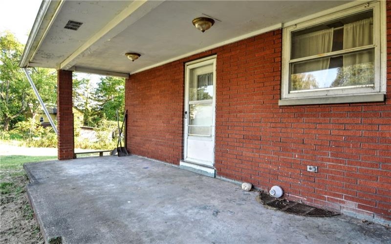 249 Spring Valley Rd, Jeannette, 15644, 3 Bedrooms Bedrooms, 8 Rooms Rooms,1.1 BathroomsBathrooms,Residential,For Sale,Spring Valley Rd,1670908