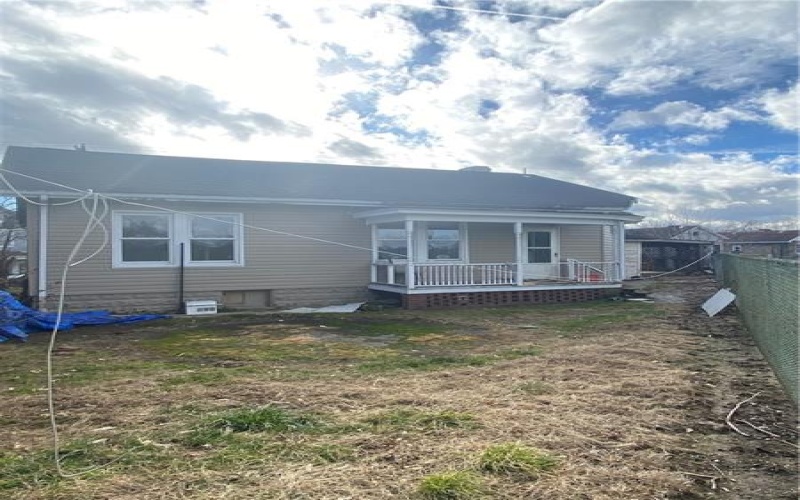 1423 Maple, Monessen, 15062, 2 Bedrooms Bedrooms, ,1.1 BathroomsBathrooms,Residential,For Sale,Maple,1683780