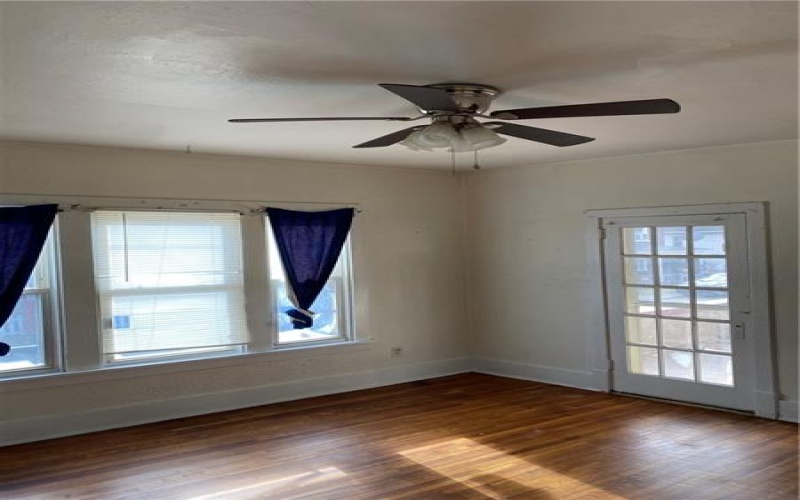 1423 Maple, Monessen, 15062, 2 Bedrooms Bedrooms, ,1.1 BathroomsBathrooms,Residential,For Sale,Maple,1683780