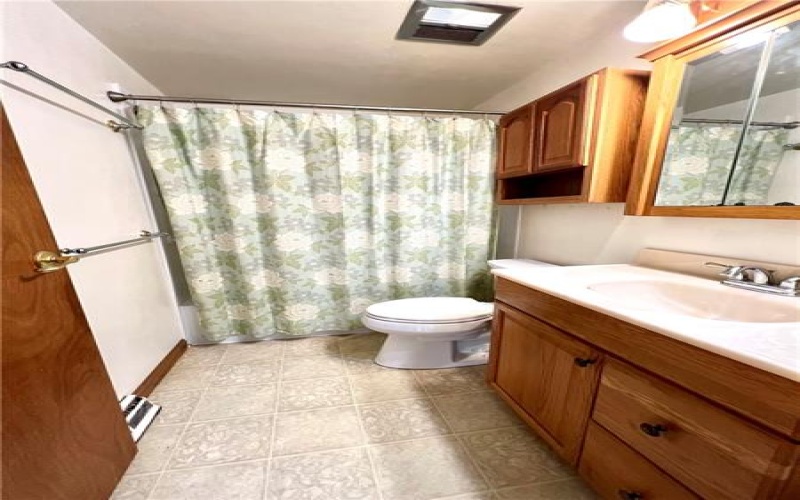 419 MANOR ROAD, DELMONT, 15626, 5 Bedrooms Bedrooms, ,2 BathroomsBathrooms,Residential,For Sale,MANOR ROAD,1683733