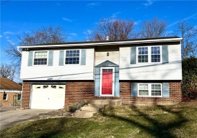 419 MANOR ROAD, DELMONT, 15626, 5 Bedrooms Bedrooms, ,2 BathroomsBathrooms,Residential,For Sale,MANOR ROAD,1683733