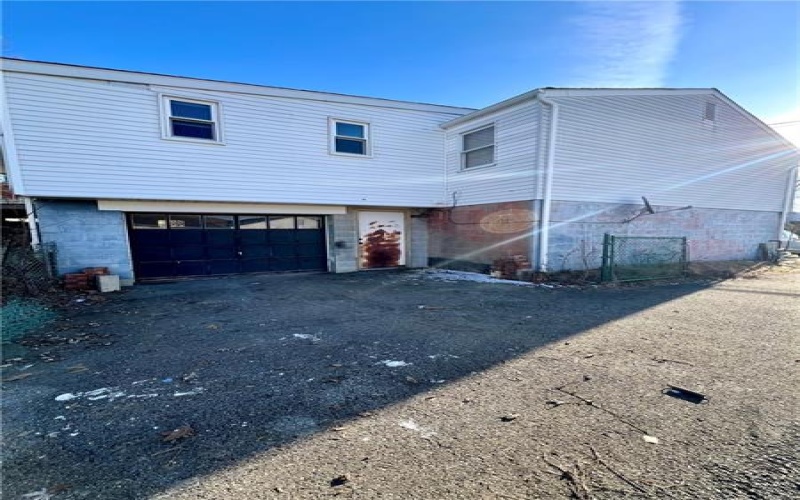 419 MANOR ROAD, DELMONT, 15626, 5 Bedrooms Bedrooms, ,2 BathroomsBathrooms,Residential,For Sale,MANOR ROAD,1683733