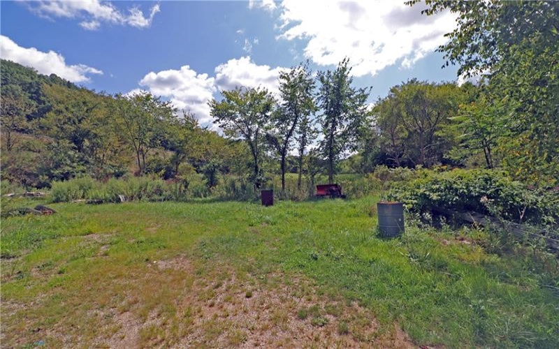 105 Brinker Rd, Hunker, 15639, 4 Bedrooms Bedrooms, 8 Rooms Rooms,1 BathroomBathrooms,Residential,For Sale,Brinker Rd,1684049