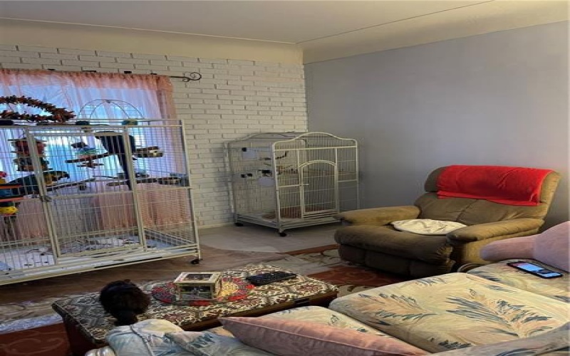 528 Longfellow Street, Vandergrift, 15690, 2 Bedrooms Bedrooms, 5 Rooms Rooms,1.1 BathroomsBathrooms,Residential,For Sale,Longfellow Street,1684120