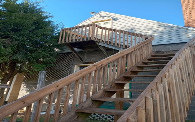 528 Longfellow Street, Vandergrift, 15690, 2 Bedrooms Bedrooms, 5 Rooms Rooms,1.1 BathroomsBathrooms,Residential,For Sale,Longfellow Street,1684120