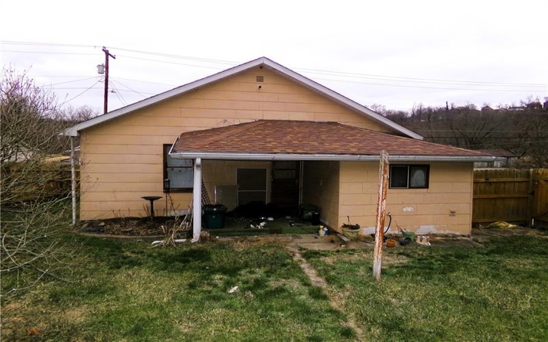 201 Brown St, Brownsville, 15417, 2 Bedrooms Bedrooms, ,Residential,For Sale,Brown St,1684121
