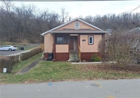 201 Brown St, Brownsville, 15417, 2 Bedrooms Bedrooms, ,Residential,For Sale,Brown St,1684121