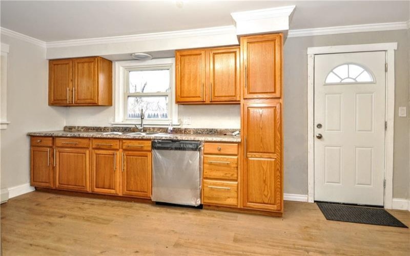 145 Main St, Monongahela, 15063, 2 Bedrooms Bedrooms, 5 Rooms Rooms,1.1 BathroomsBathrooms,Residential,For Sale,Main St,1684129