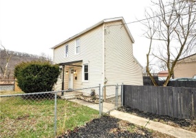 145 Main St, Monongahela, 15063, 2 Bedrooms Bedrooms, 5 Rooms Rooms,1.1 BathroomsBathrooms,Residential,For Sale,Main St,1684129