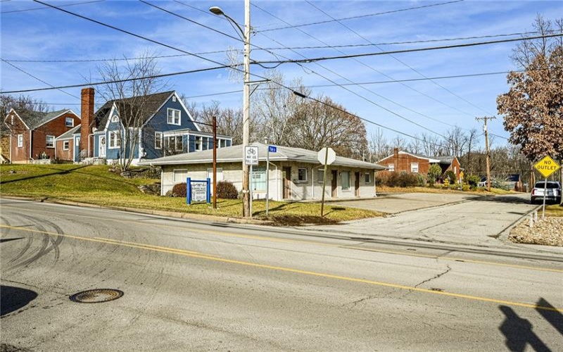 2915 Leechburg Road, Lower Burrell, 15068, ,Commercial-industrial-business,For Sale,Leechburg Road,1684117