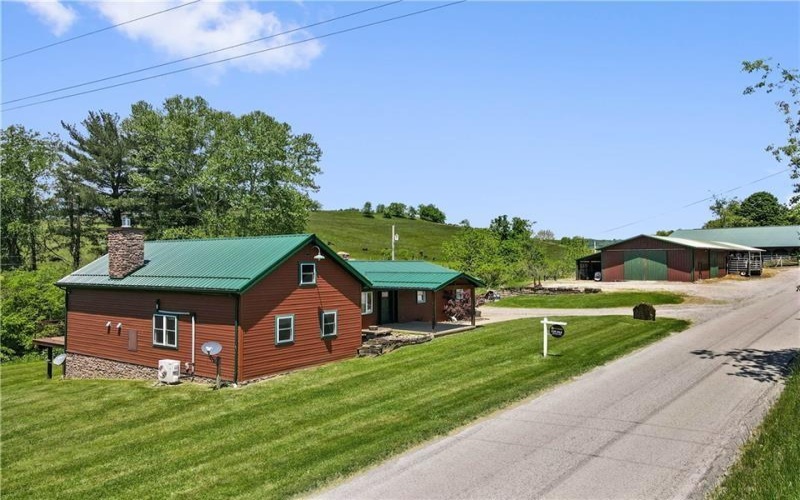 119 Meadowbrook Rd, Waynesburg, 15370, 3 Bedrooms Bedrooms, ,2 BathroomsBathrooms,Farm-acreage-lot,For Sale,SFH w/ 4 Out Buildings,Meadowbrook Rd,1684306