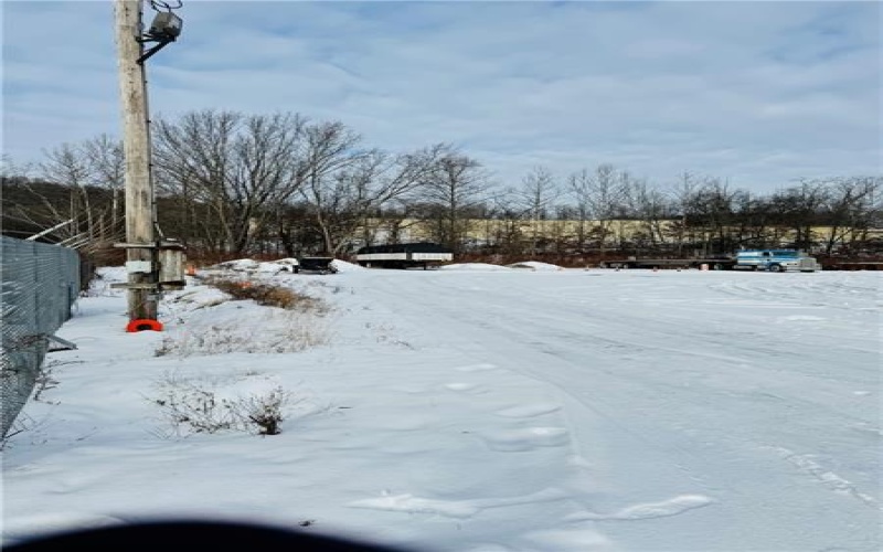 1635 New Stanton Ruffsdale Rd, Hunker, 15639, ,Commercial-industrial-business,For Sale,New Stanton Ruffsdale Rd,1684221