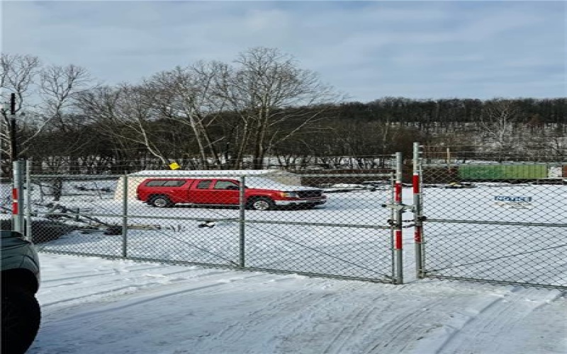 1635 New Stanton Ruffsdale Rd, Hunker, 15639, ,Commercial-industrial-business,For Sale,New Stanton Ruffsdale Rd,1684221