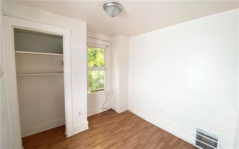 1520 Woodmont, 15068, 15068, 3 Bedrooms Bedrooms, 7 Rooms Rooms,1.1 BathroomsBathrooms,Residential,For Sale,Woodmont,1684467