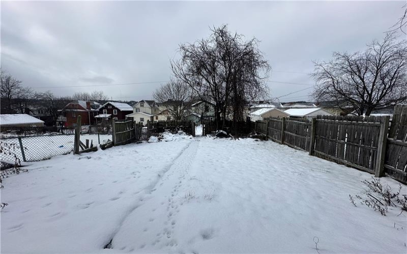 1919 Victoria Avenue, Arnold, 15068, 2 Bedrooms Bedrooms, 7 Rooms Rooms,1 BathroomBathrooms,Residential,For Sale,Victoria Avenue,1684521
