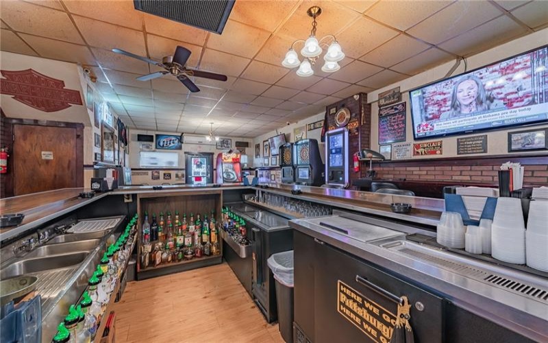 520 BROAD AVE, BELLE VERNON, 15012, ,Commercial-industrial-business,For Sale,BROAD AVE,1684536