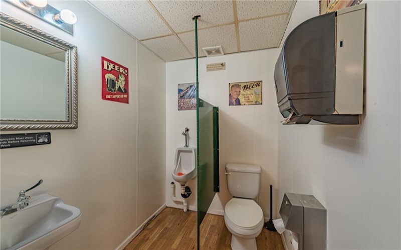 520 BROAD AVE, BELLE VERNON, 15012, ,Commercial-industrial-business,For Sale,BROAD AVE,1684536