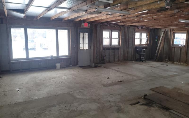 100 Manor Harrison City Road, Manor, 15665, ,Commercial-industrial-business,For Sale,Manor Harrison City Road,1684563