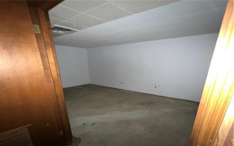 10501 Station, North Huntington, 15642, ,Commercial-industrial-business,For Sale,Station,1684888