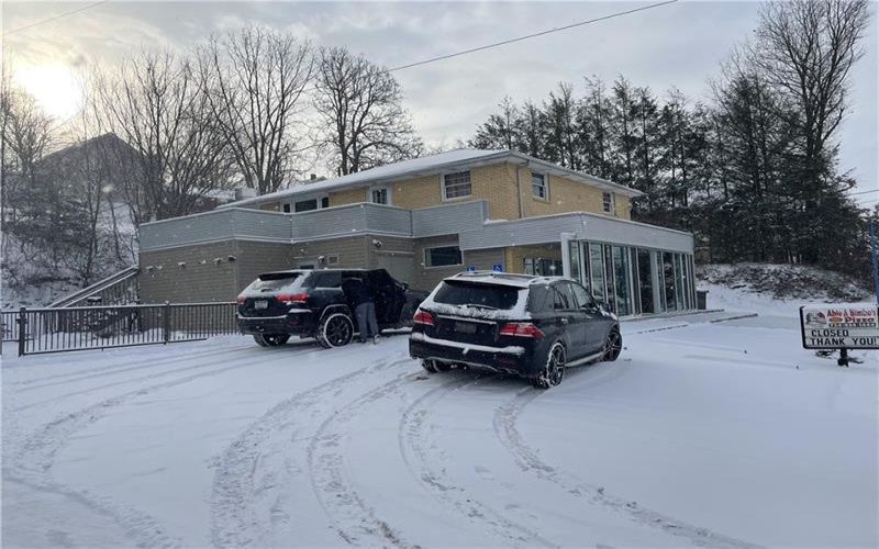 1017 Highland Ave, Greensburg, 15601, ,Commercial-industrial-business,For Sale,Highland Ave,1685008