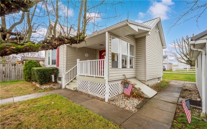 345 Hallam Avenue, Meadow Lands, 15347, 3 Bedrooms Bedrooms, 5 Rooms Rooms,2 BathroomsBathrooms,Residential,For Sale,Hallam Avenue,1685057