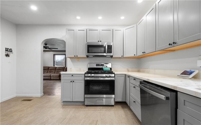 345 Hallam Avenue, Meadow Lands, 15347, 3 Bedrooms Bedrooms, 5 Rooms Rooms,2 BathroomsBathrooms,Residential,For Sale,Hallam Avenue,1685057