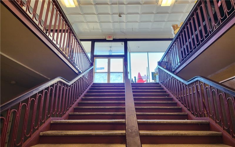 314-316 Clay Ave, Jeannette, 15644, ,Commercial-industrial-business,For Sale,Clay Ave,1684051